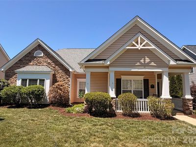 1008 Triple Crown Dr