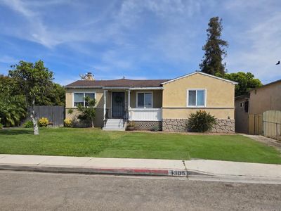 1305 Crann Ave #1-02