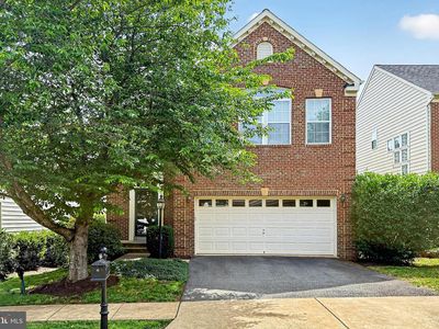 Property at 15012 Danehurst Cir, Gainesville, VA