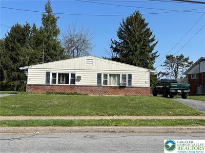 413 W Franklin St