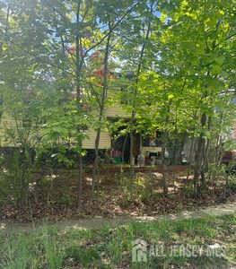 Property at 232 Volkert St, Highland Park, NJ