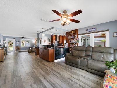 6816 NW 28th Terrace