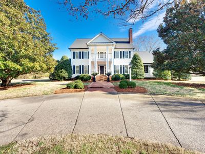 402 Granny White Pike