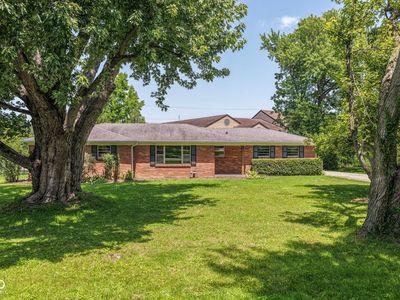 1526 Orchard Park Dr N