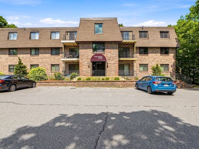 59 School St APT B-18