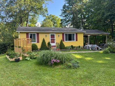 13 Briarwood Ln
