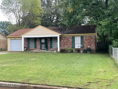 8096 Ashbrook Dr