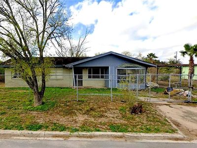 902 E Alberta Rd