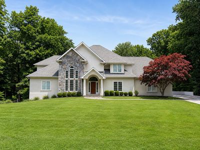 1210 Algonquin Rd