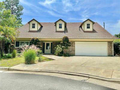 5703 Evening Canyon Dr