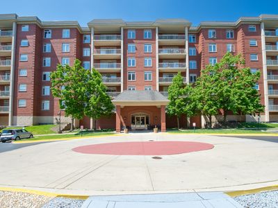 8400 Callie Ave UNIT 206