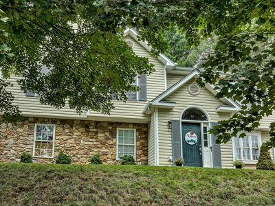 3423 Cedarmeade Dr