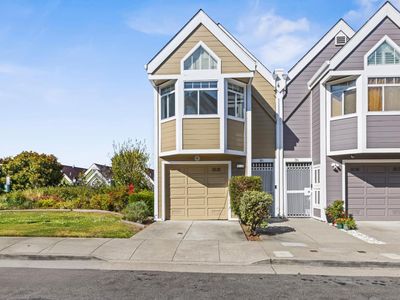 38 Rebecca Ln