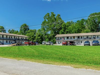 7437 Private Ln