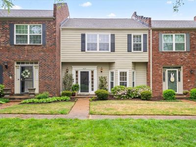 8157 Hunters Grove Ln