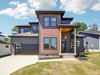 44 Village Crest Dr