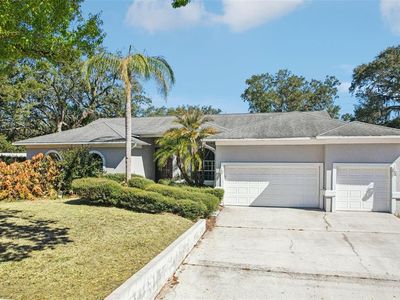 918 Academy Dr