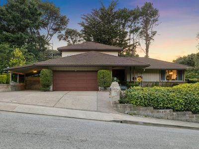 1376 Murchison Dr