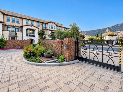631 W Foothill Blvd Unit 26