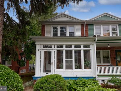 1186 Elm Ave