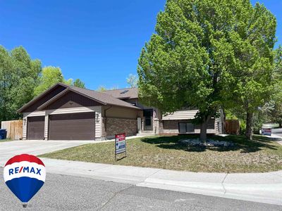 Property at 4012 Prestwick Pl, Riverton, WY