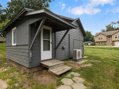 Property at 911-913 Franklin St, Leavenworth, KS
