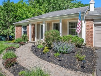 36 Cloverhill Dr