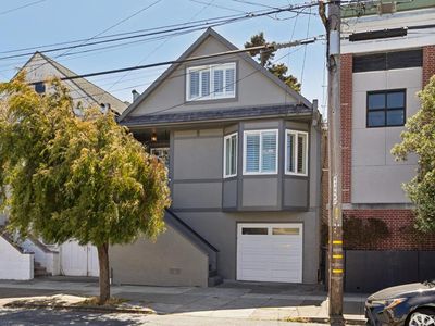 149 London St