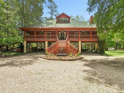 10 Cypress Rd