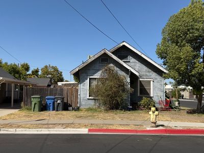 201 Columbia St