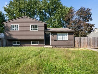 5000 Albany Dr