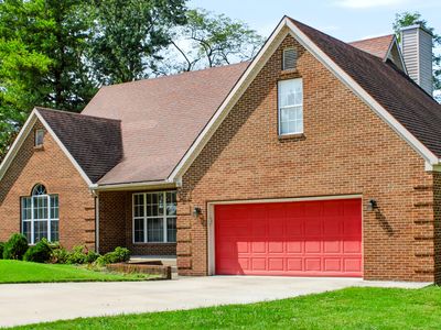 2007 Longview Dr