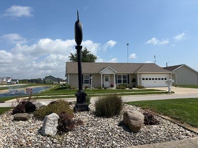 72 Cobblestone Blvd