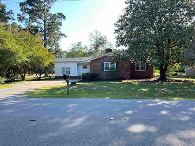 106 University Dr.
