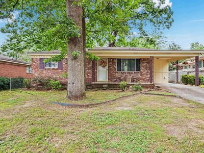 21 Lawrence Dr