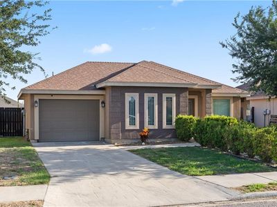 922 W Eisenhower Ave