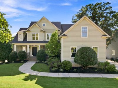 201 Castle Creek Dr