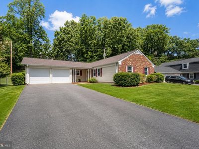 16016 Philmont Ln