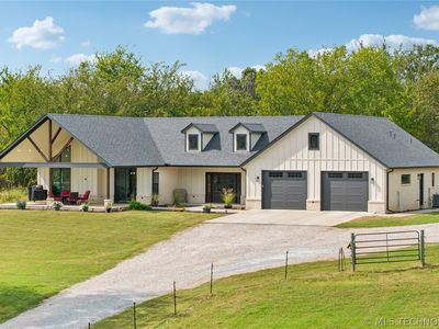 16064 S 4210th Rd