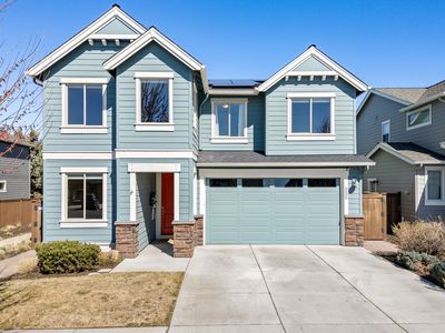 20682 NE Comet Ct