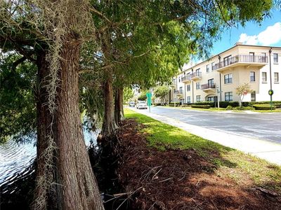 909 Waterside Ln APT 205