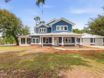 716 E Caroline Blvd