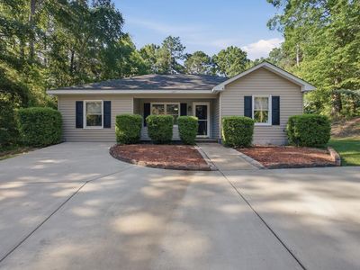 209 Waverly Cir