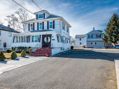 364 Shrewsbury Avenue