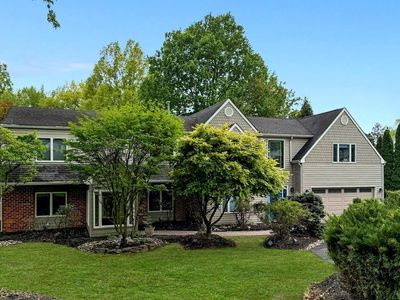 1 Pear Tree Ln