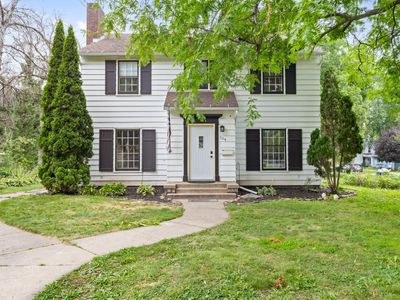 104 Spring St