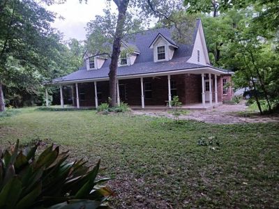 33207 Walnut Grove Dr