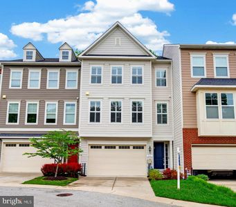 34 Enclave Ct