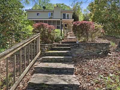 230 Driftwood Rd