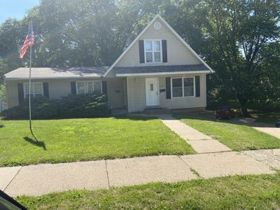 2352-54 Hillandale Rd